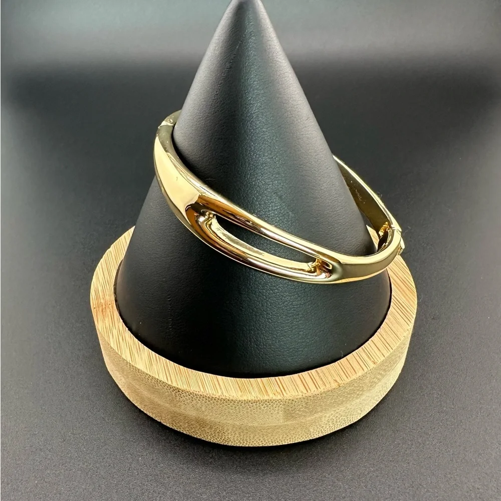 NWT Pilgrim Jewelry Free Recycled Cut-Out Gold Plated Bangle Bracelet